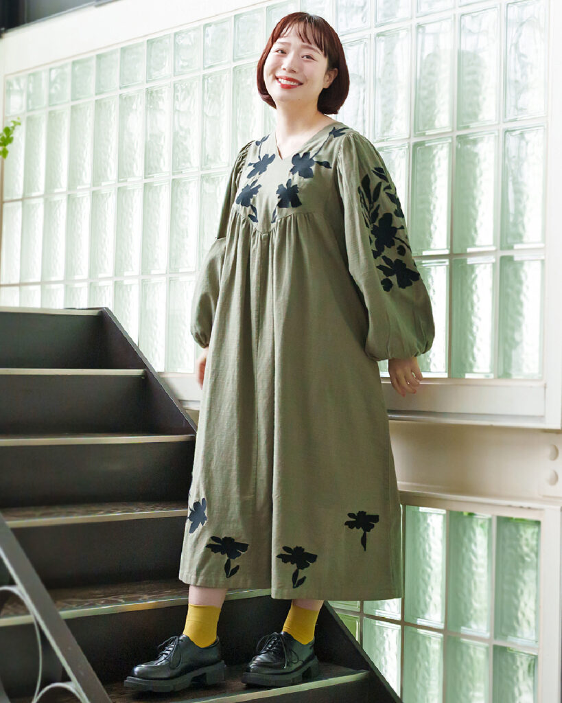 as know as dewan アズノゥアズデワン　刺繍ワンピース 秋の最旬ワンピース - AS KNOW AS | アズノゥアズ